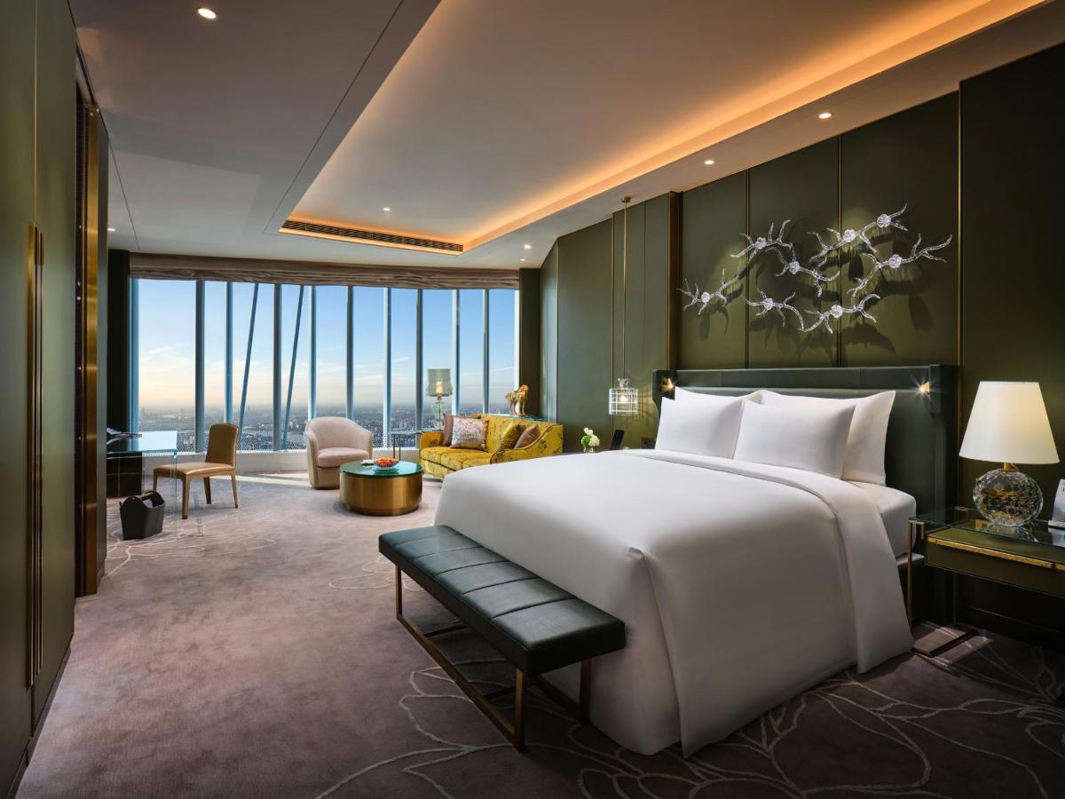 J Hotel, Shanghai Tower - Above All Else, Overlooking The Bund Exterior photo