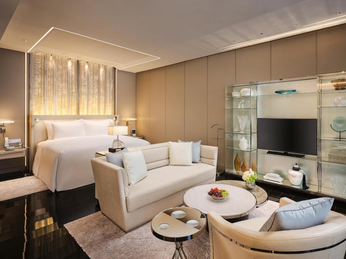 J Hotel, Shanghai Tower - Above All Else, Overlooking The Bund Exterior photo