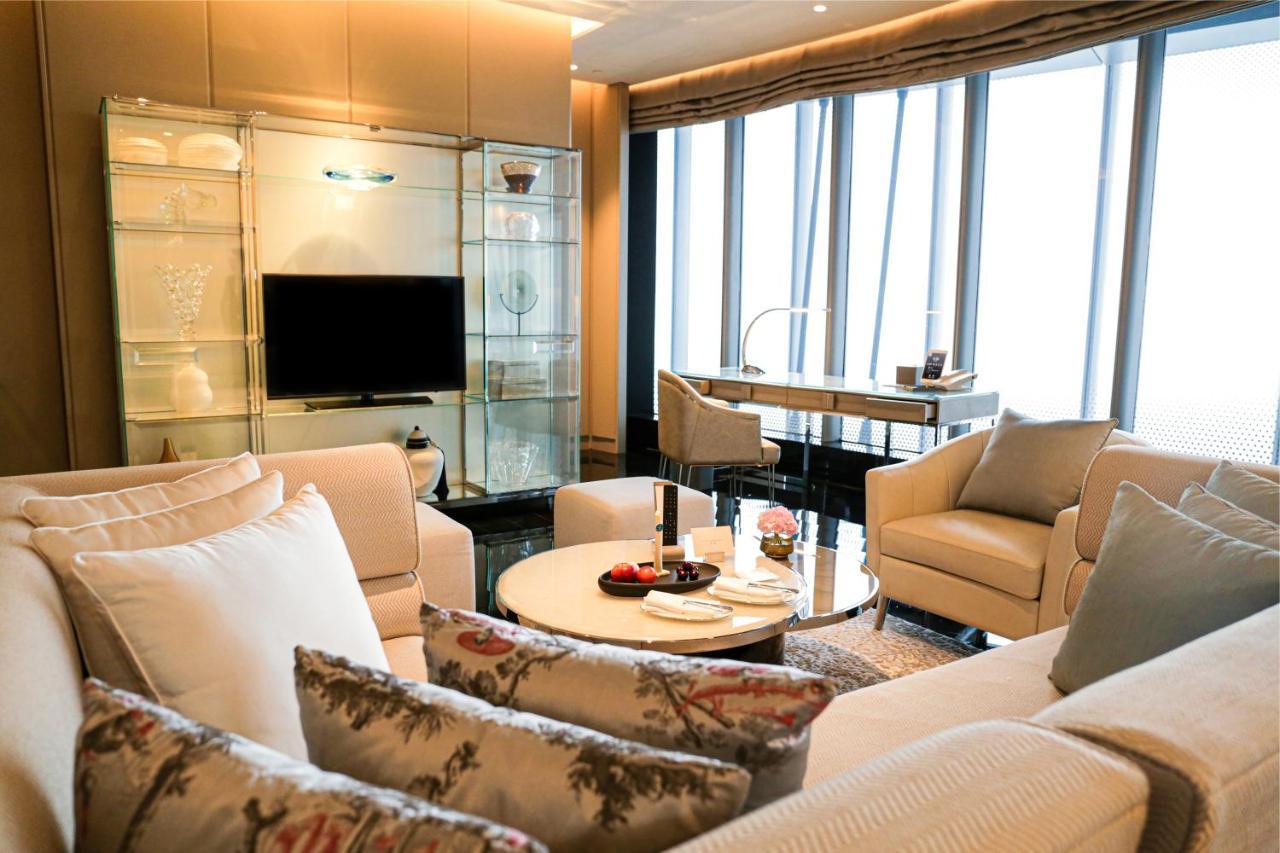 J Hotel, Shanghai Tower - Above All Else, Overlooking The Bund Exterior photo