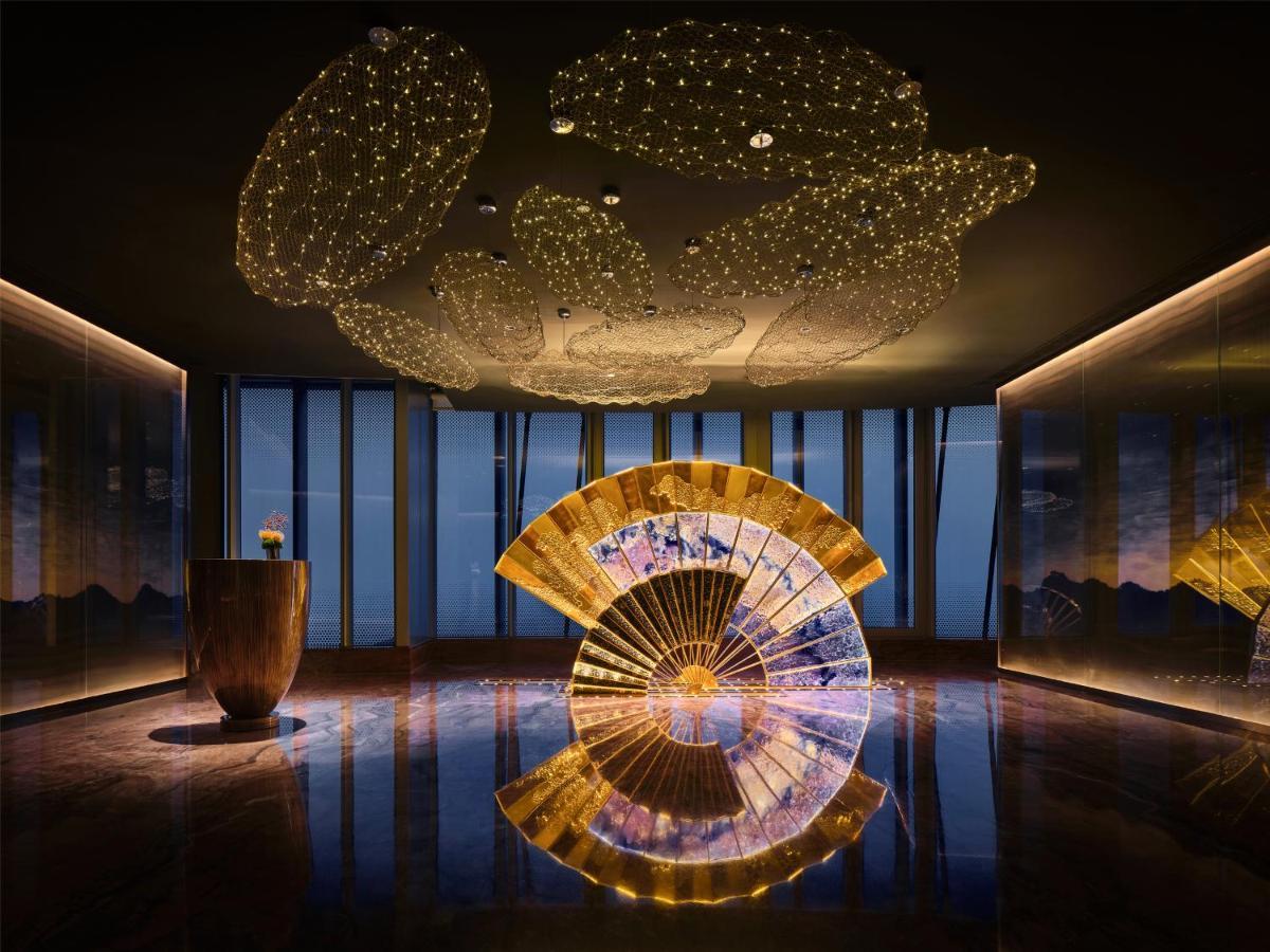 J Hotel, Shanghai Tower - Above All Else, Overlooking The Bund Exterior photo