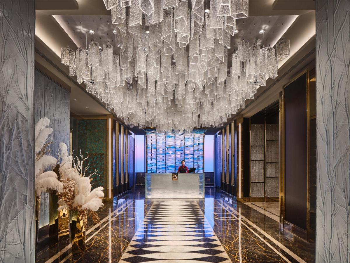 J Hotel, Shanghai Tower - Above All Else, Overlooking The Bund Exterior photo